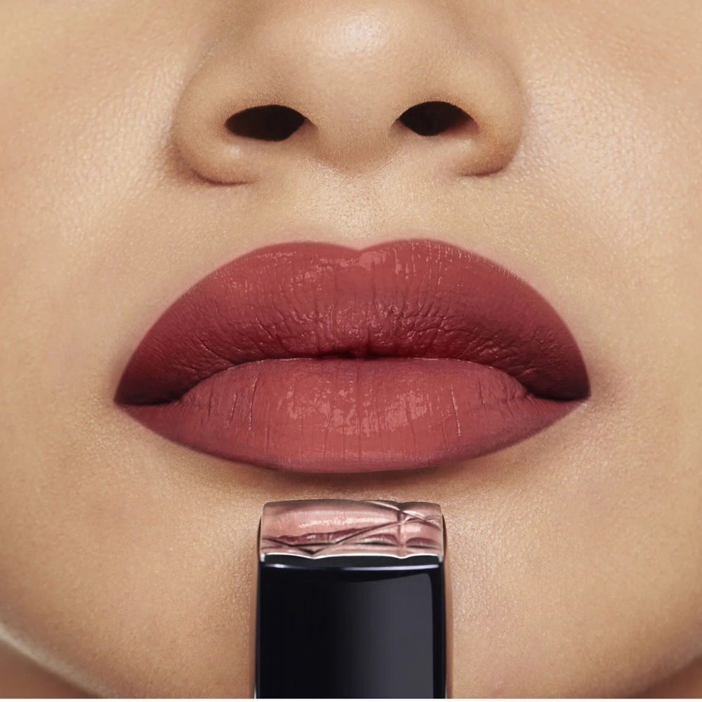 ๐ DIOR Mini Rouge Dior Lipstick - 720 Icone Satin - Picture 5 of 5